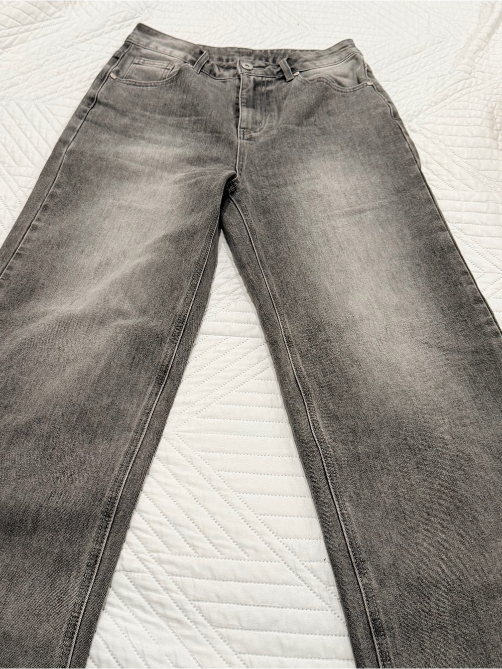 Commense women’s wide leg Jeans in Washed Gray